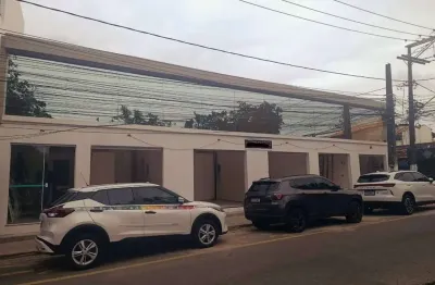 Sala comercial com 5 salas para alugar na Rua Benjamin Constant, 234, Pontal, Ilhéus