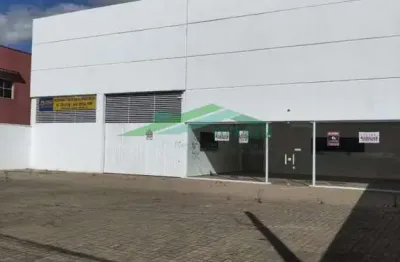 Barracão / Galpão / Depósito com 2 salas para alugar no Centro, Boituva 