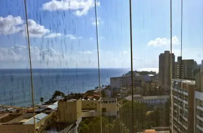 Lindo apartamento q/s no rio vermelho com vista para praia.