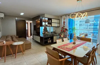 Muito bem localizado, apartamento rico em espaço e movéis planejados.