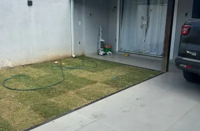 Alugo 2 casa  lineares no mesmo terreno no barroco- itaipuaçu /marica