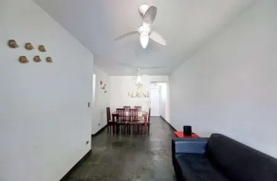 Apartamento a venda na praia do tombo, 02 dormitórios, com garagem e lazer