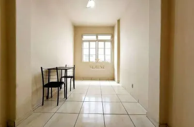 Apartamento à venda na praia das pitangueiras 01 dormitorio a 01 quadra da praia