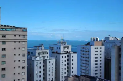 Apartamento a venda na praia das pitangueiras, a 01 quadra da praia, com garagem