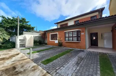 Casa a venda no condomínio albamar, 05 dormitórios, 04 vagas de garagem e lazer