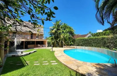 Casa com 4 dormitórios à venda, 390 m² por R$ 2.500.000,00 - Enseada - Guarujá/SP