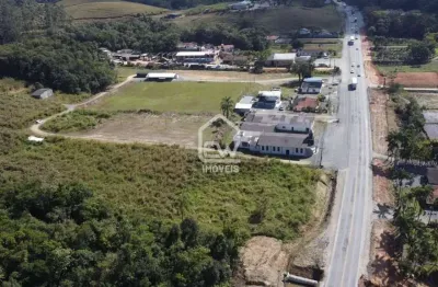 Terreno com frente para a sc - 108, área total de 42.372m² em guaramirim, sc