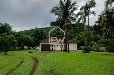 Chácara com área total de 25.544m² em schroeder, sc
