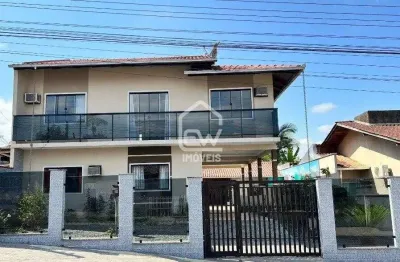 Sobrado com piscina no bairro chico de paulo em jaraguá do sul, sc