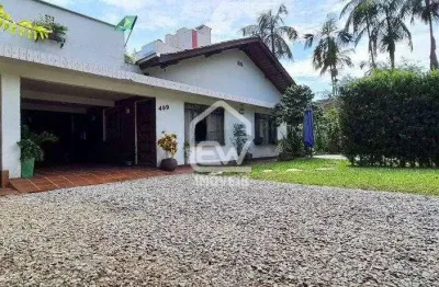 Casa com 5 quartos à venda na Rua Vinte e Cinco de Julho, 499, Vila Nova, Jaraguá do Sul