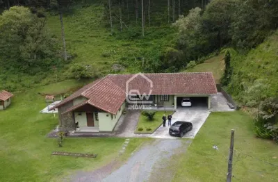 Propriedade com características rurais em área urbana com 12.877m² em são bento do sul, sc