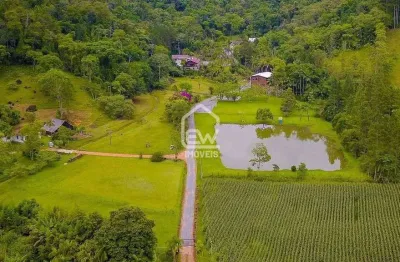 Sítio Para Investimento Hoteleiro com Área Total de 380.257,51m² em Timbó, SC