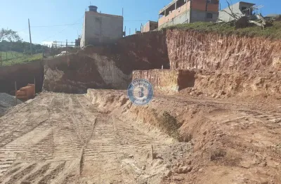 Terreno à venda na Rua Sereia, Jardim Batista, Embu das Artes