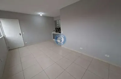 Casa com 2 quartos para alugar na Rua Avelina Azevedo Wanderley, 111111, Jardim do Colégio, São Paulo