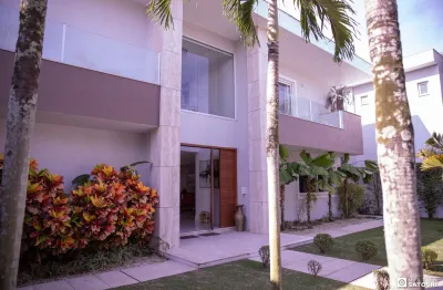 Linda casa a venda no condominio santa monica jardim  barra da tijuca