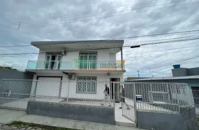 Casa com 5 quartos à venda na rua jorge miguel malty, 11, kobrasol, são josé por r$ 1.200.000