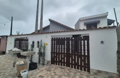 Oportunidade em itanhaém – casa com piscina no bairro nossa senhora do sion!