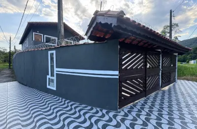 Casa nova com 2 quartos em ótima localização no jequitibá, itanhaém