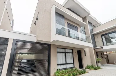 Casa com 3 quartos à venda na Rua João Antônio Xavier, 454, Água Verde, Curitiba