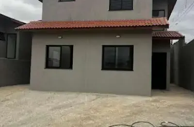 Sobrado com 2 dormitórios à venda, por r$ 300.000 - residencial hípica jaguari - bragança paulista/sp