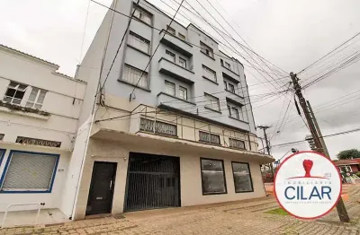 Imobiliária cilar vende apartamento 3 quartos no mercês com 136,64m², ref. 100737.001-cilar