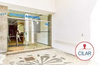 Imobiliária cilar vende sala comercial no centro com 101,85², ref. 100935.002-cilar