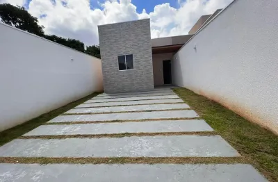 Casa semi-mobiliada Maravilhosa ideal para pais de PETS  com planejados