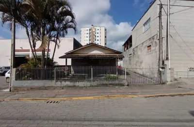 Terreno à venda no Cedro, Camboriú 