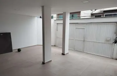 Casa para venda em balneário camboriú, centro, 3 dormitórios, 3 suítes, 5 banheiros, 2 vagas