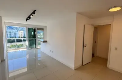 Oportunidade millenio ilha pura double suítes com armários  na barra