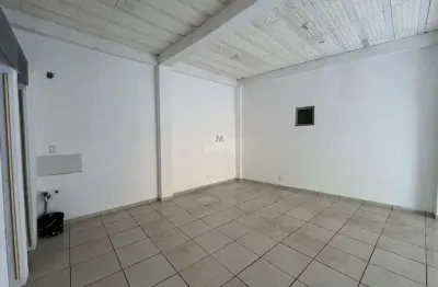 Loja comercial bem localizada no bairro salgado filho – aproximadamente 65m²
