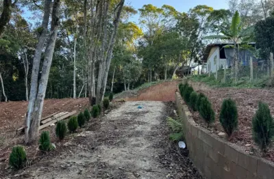Terreno à venda no Rio do Meio, Camboriú 