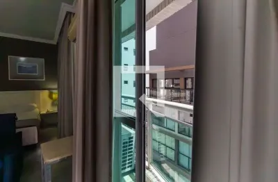 Kitnet / Stúdio à venda na Rua Monte Alegre, 835, Perdizes, São Paulo
