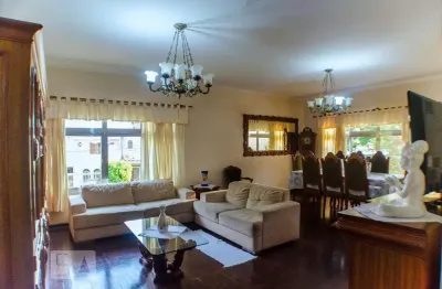 Casa com 3 quartos à venda na Rua George Guynemer, 113, Jardim Brasil, São Paulo