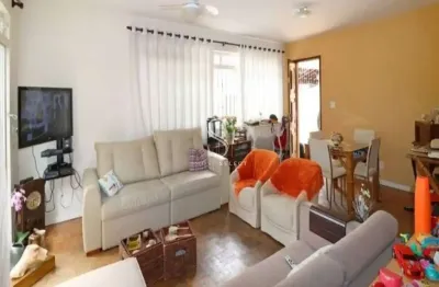 Campo belo - casa de 250m² com 4 dormitorios sendo 2 suites , 5 banheiros e 4 vagas
