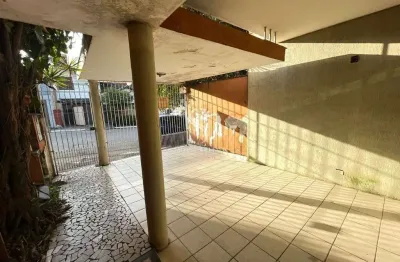 Sobrado de 250m² 3 dormr, 2 banheiros, edícula, 1 vaga em campo belo - são paulo.
