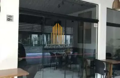 Casa comercial de 250m², com 12 quartos e 6 banheiros, à venda na região de chácara santo antônio sp