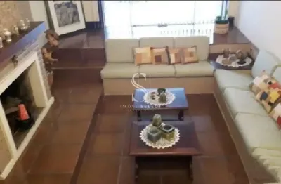 Vila madalena - casa de 454m² com 4 dormitorios, 2 suites e 5 vagas.