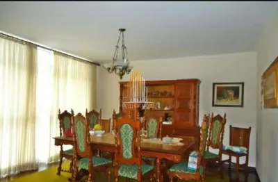 Alto da lapa - casa de 400m² com quatro dormitórios (quatro suítes) e quatro vagas.