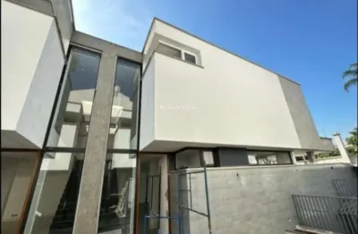 Casa de alto padrão em condomínio no brooklin: 3 quartos, 3 suítes, 4 banheiros, 4 vagas e 481m² em são paulo - sp