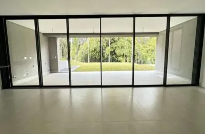 Casa em condomínio para locação, 4 suítes em chácara santo antônio (zona sul)