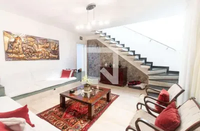 Casa com 3 quartos à venda na Rua Henrique Elkis, 13, Vila Romana, São Paulo