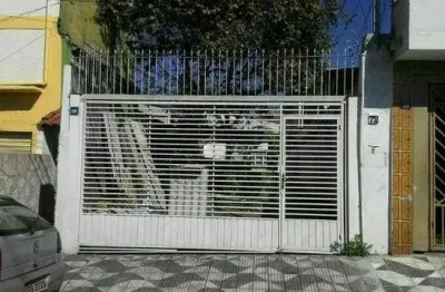 Casa com 3 cômodos e mais um cômodo separado, quintal bem grande e casa com boa localização, comérci