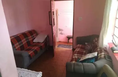 Sala, banheiro térreo, copa, cozinha, 3 quartos e banheiro andar superior quintal, lavanderia e cômo