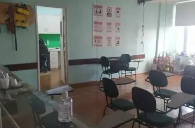 Conjunto comercial no condomínio parque república no centro com 90m² de 2 salas 1 banheiro