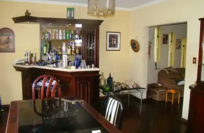 Casa à venda de 430m² com 4 dormitórios 1suíte 2 vagas no cursino.