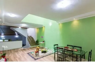 Sobrado com uma ótima localização no bairro freguesia do ó/zona oeste