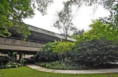 Cidade jardim - casa terrea de 976m² de area util em um terreno de 3.100m².