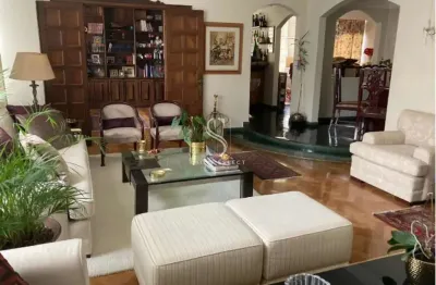 Apartamento de 275m² com quatro quartos, duas suites, tres banheiros em higienopolis  apartamento de