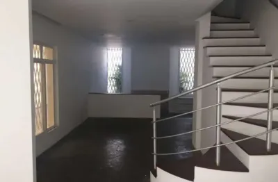 Aclimação - sobrado residencial à venda de 234m² com 3 suítes, 5 banheiros, 2 vagas.